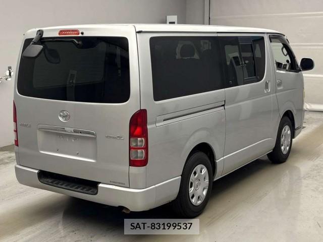 Toyota HIACE VAN 2006-07 8752539-1