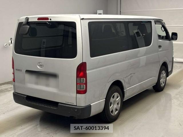 Toyota HIACE VAN 2021-08 8752542-1