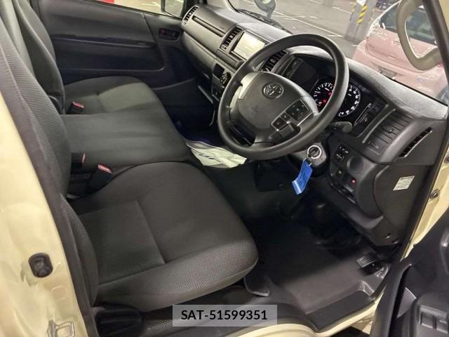 Toyota HIACE VAN 2024-02 8752543-3