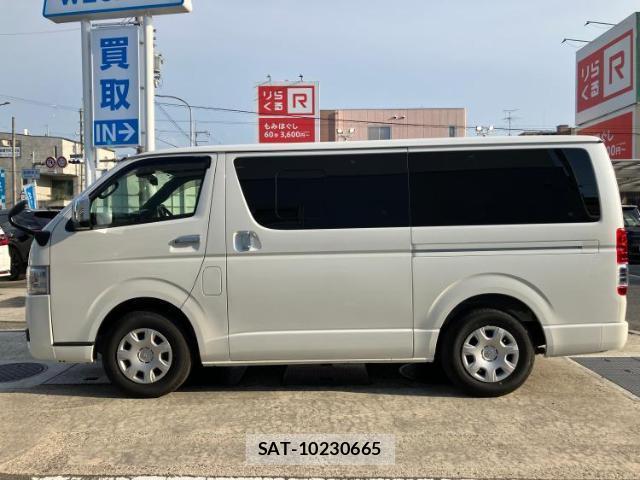 Toyota HIACE VAN 2026-01 8752758-1