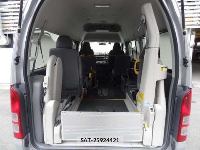 Toyota HIACE VAN 2009-03 8753419-15