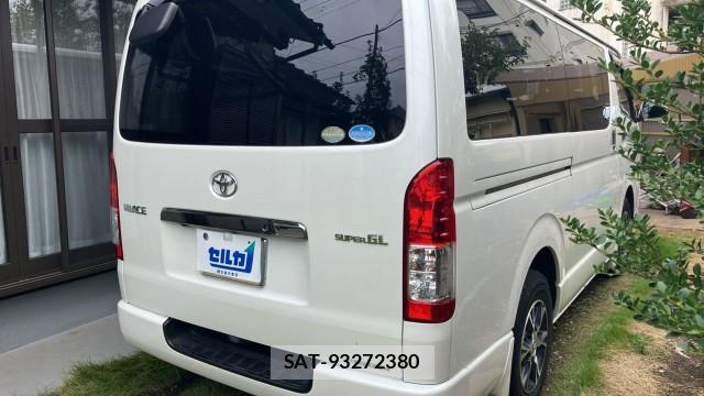 Toyota HIACE VAN 2016-05 8753621-12