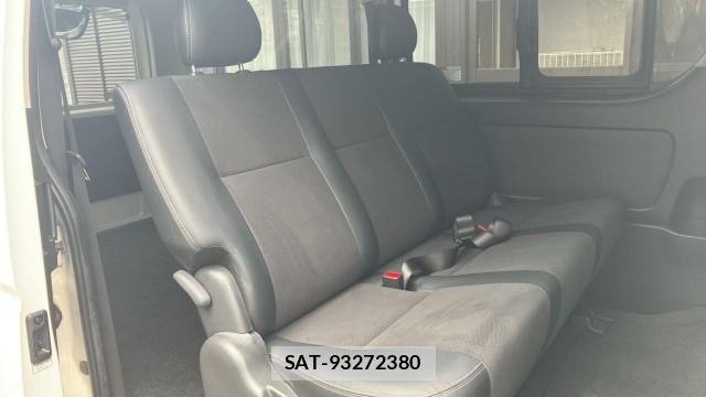 Toyota HIACE VAN 2016-05 8753621-6