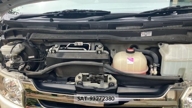Toyota HIACE VAN 2016-05 8753621-7