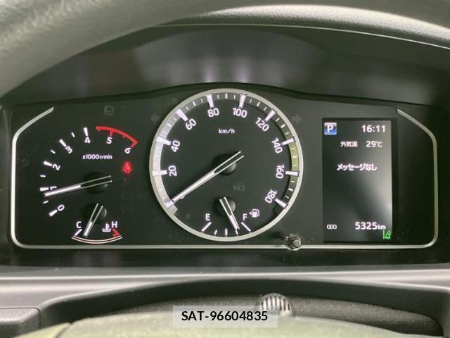Toyota HIACE VAN 2025-09 8754689-13