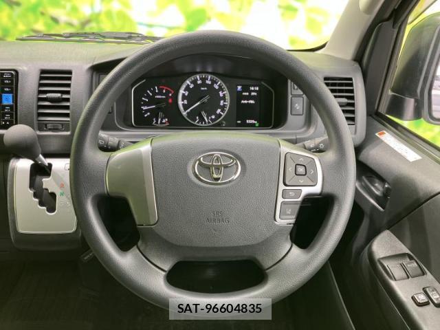 Toyota HIACE VAN 2025-09 8754689-14