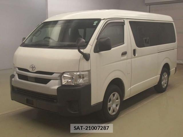 Toyota HIACE WAGON 2021-08 8752536-0