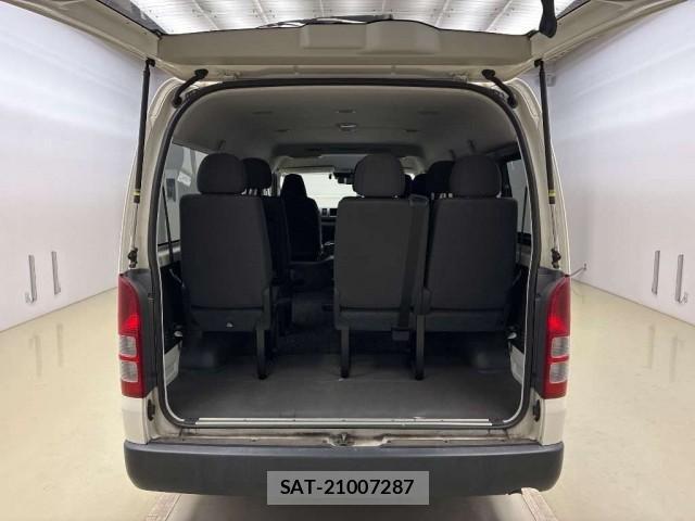 Toyota HIACE WAGON 2021-08 8752536-2