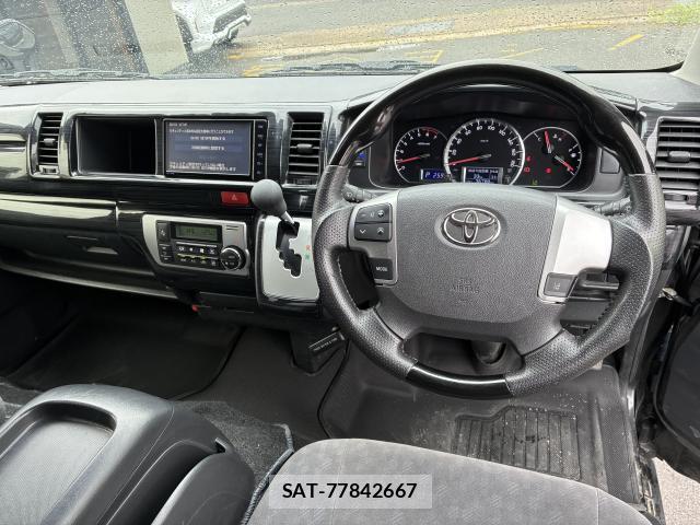 Toyota HIACE WAGON 2019-09 8754015-2