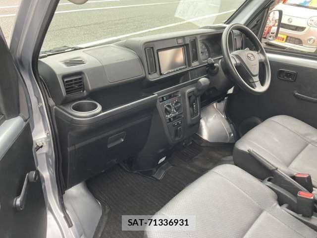 Daihatsu HIJET CARGO 2020-08 8752776-11