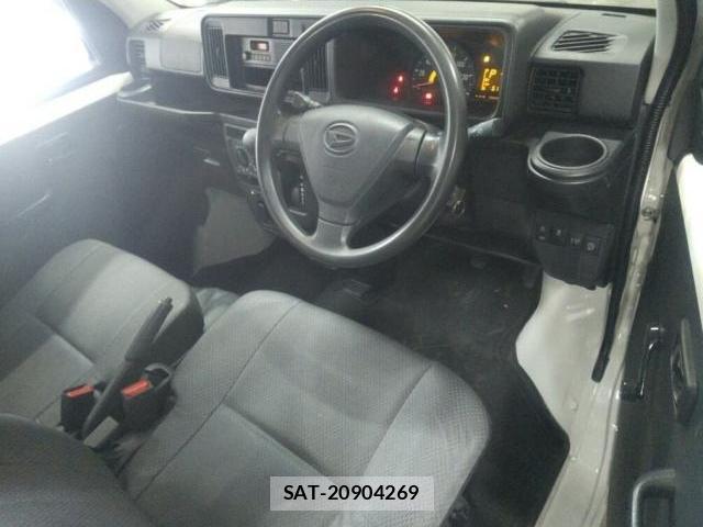 Daihatsu HIJET CARGO 2020-07 8753880-2