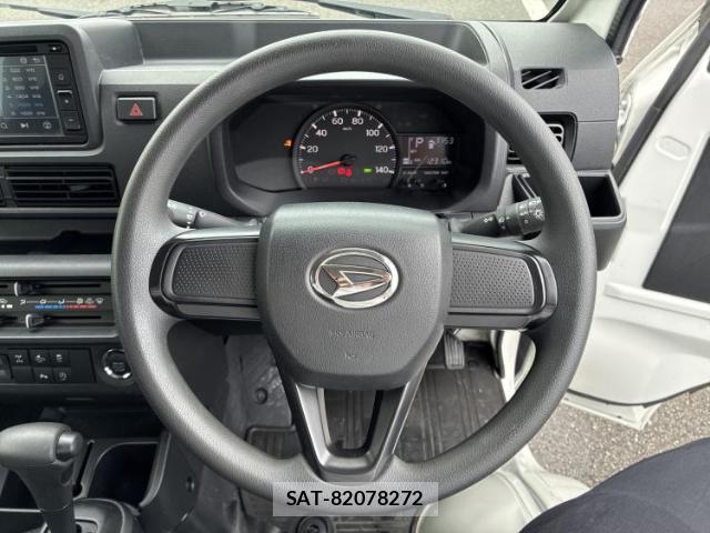 Daihatsu HIJET TRUCK 2022-06 8752334-11