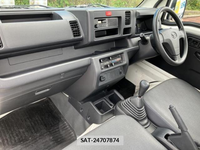 Daihatsu HIJET TRUCK 2016-06 8753914-4