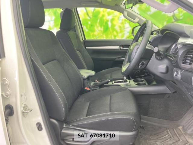 Toyota HILUX 2023-08 8754699-3