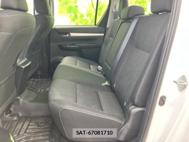 Toyota HILUX 2023-08 8754699-6