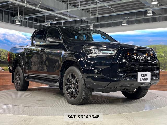 Toyota HILUX 2022-08 8752824-16