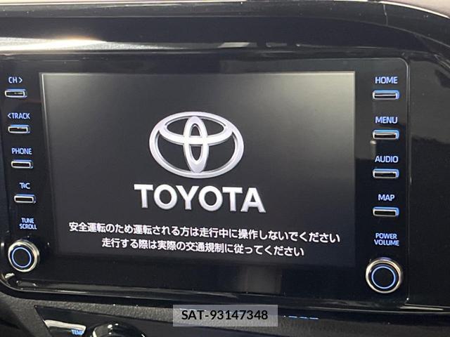 Toyota HILUX 2022-08 8752824-3