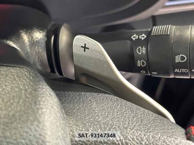 Toyota HILUX 2022-08 8752824-7