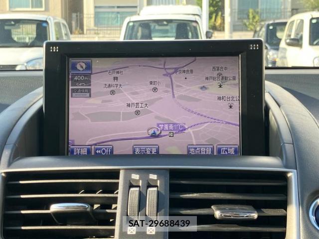 Lexus HS 2013-12 8752443-8