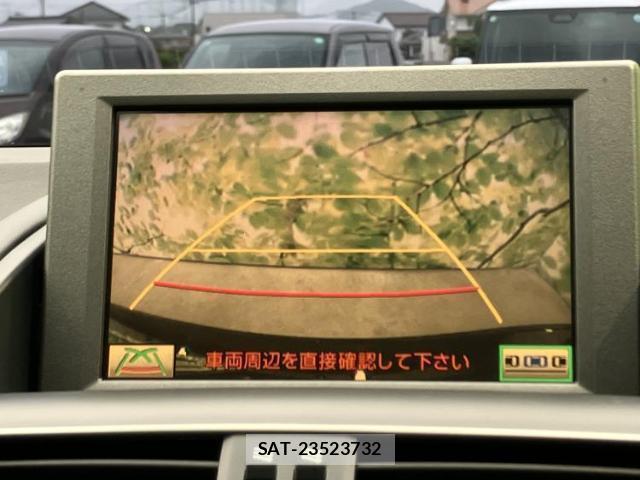 Lexus HS 2012-03 8754528-11