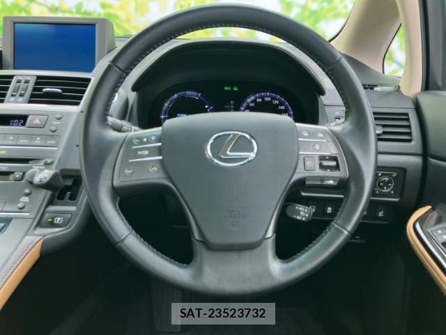 Lexus HS 2012-03 8754528-13