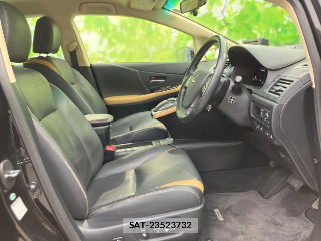 Lexus HS 2012-03 8754528-4