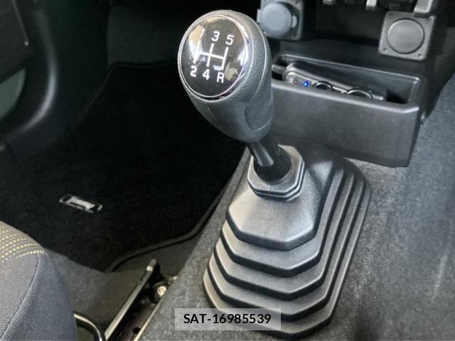 Suzuki JIMNY 2023-11 8753909-17