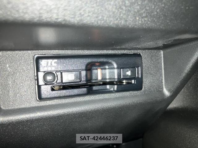 Suzuki JIMNY 2024-03 8753972-14