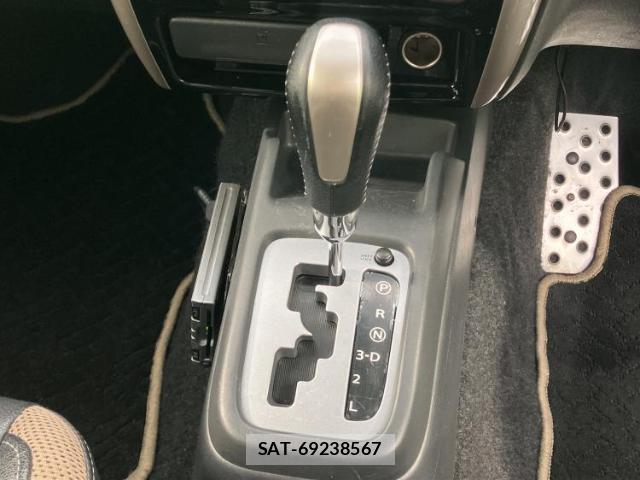 Suzuki JIMNY 2014-09 8754626-17