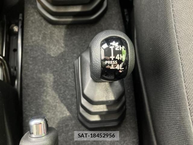 Suzuki JIMNY 2019-12 8754660-17