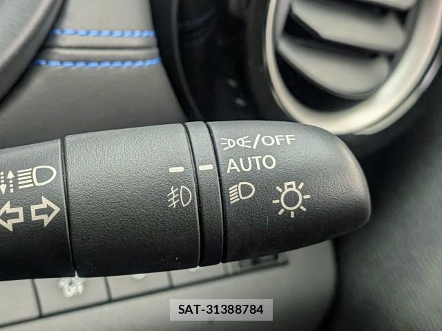 Nissan KICKS 2023-04 8752862-10