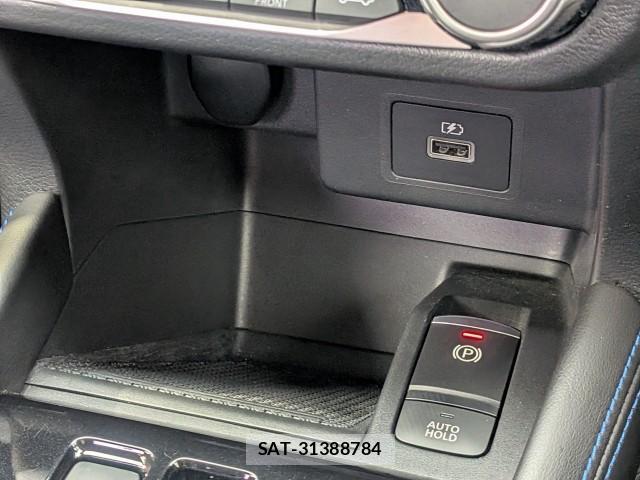 Nissan KICKS 2023-04 8752862-13