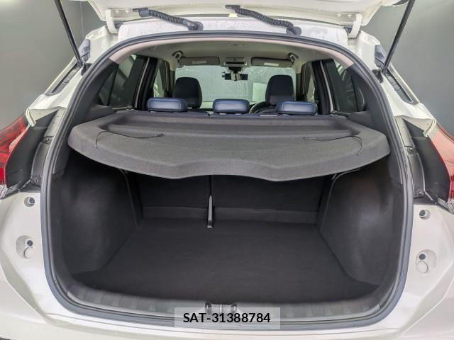 Nissan KICKS 2023-04 8752862-17