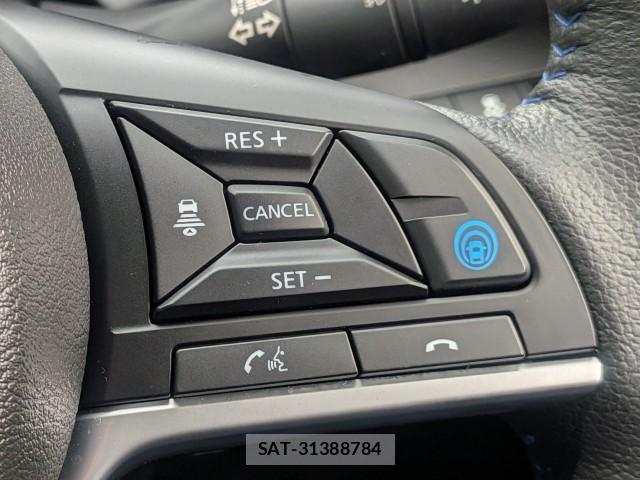 Nissan KICKS 2023-04 8752862-9