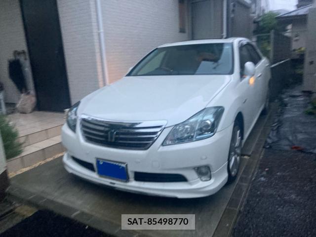 Toyota KLUGER HYBRID 2010-06 8752945-1