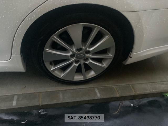 Toyota KLUGER HYBRID 2010-06 8752945-6
