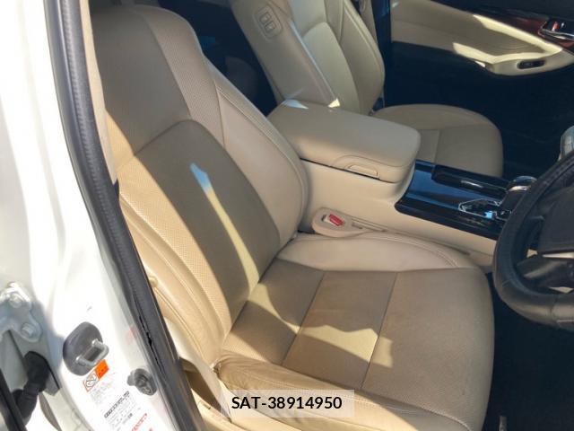 Toyota KLUGER HYBRID 2016-10 8753359-11