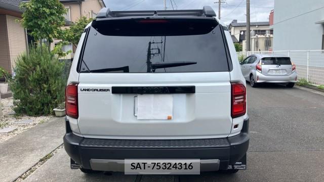 Toyota Land Cruiser 250 2024-10 8753567-1