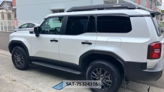 Toyota Land Cruiser 250 2024-10 8753567-10