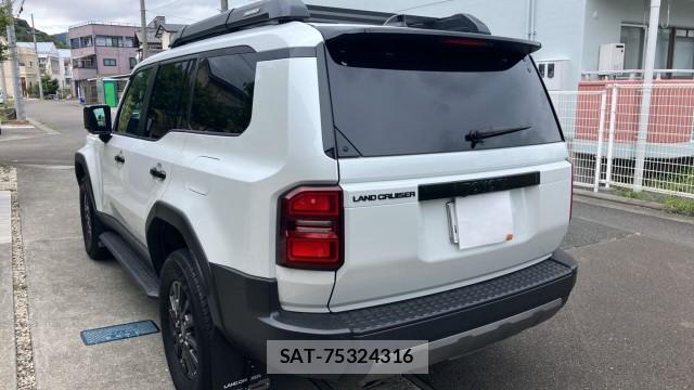Toyota Land Cruiser 250 2024-10 8753567-13