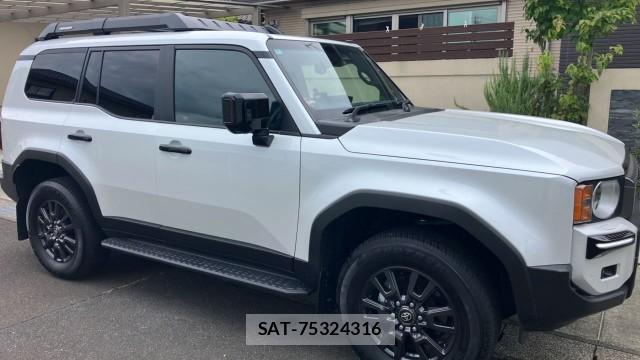 Toyota Land Cruiser 250 2024-10 8753567-3