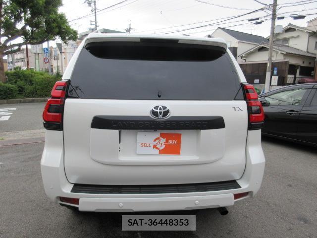 Toyota LAND CRUISER PRADO 2023-02 8752949-1