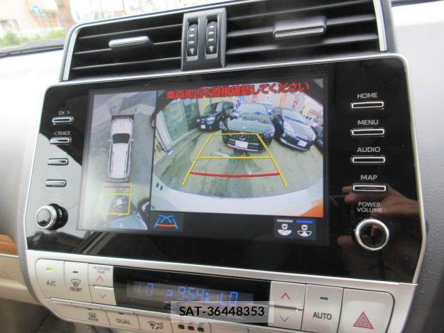 Toyota LAND CRUISER PRADO 2023-02 8752949-4