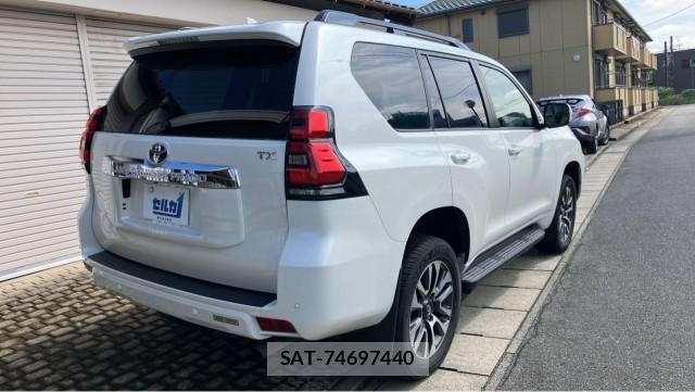 Toyota LAND CRUISER PRADO 2022-09 8753582-12
