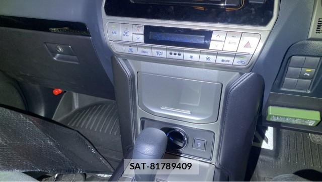 Toyota LAND CRUISER PRADO 2020-06 8753598-14