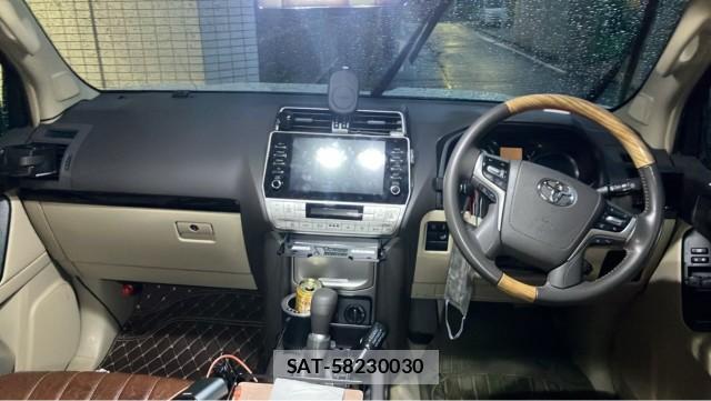 Toyota LAND CRUISER PRADO 2023-02 8753646-2