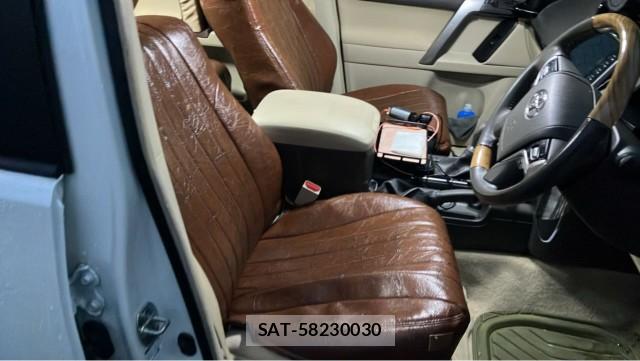 Toyota LAND CRUISER PRADO 2023-02 8753646-5