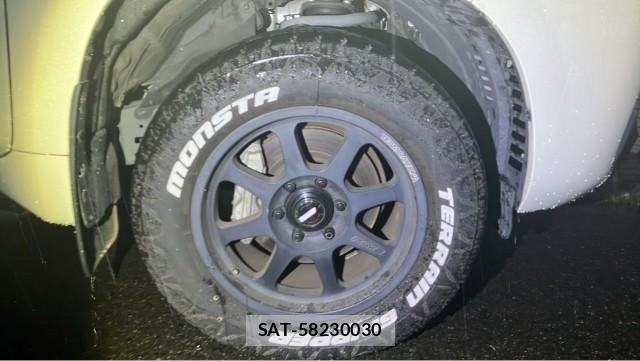 Toyota LAND CRUISER PRADO 2023-02 8753646-8