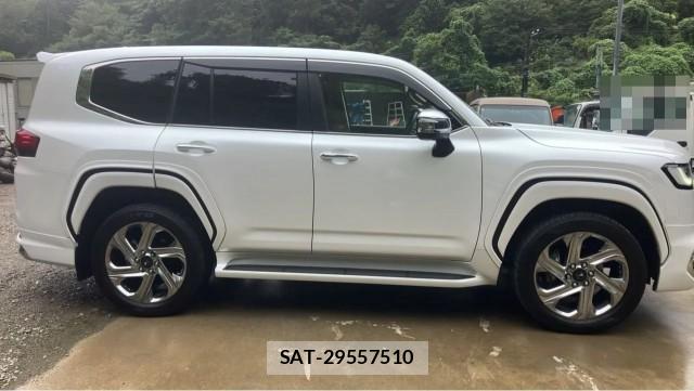 Toyota LAND CRUISER 2021-12 8753573-3