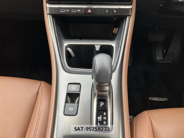Lexus LBX 2024-03 8754460-16